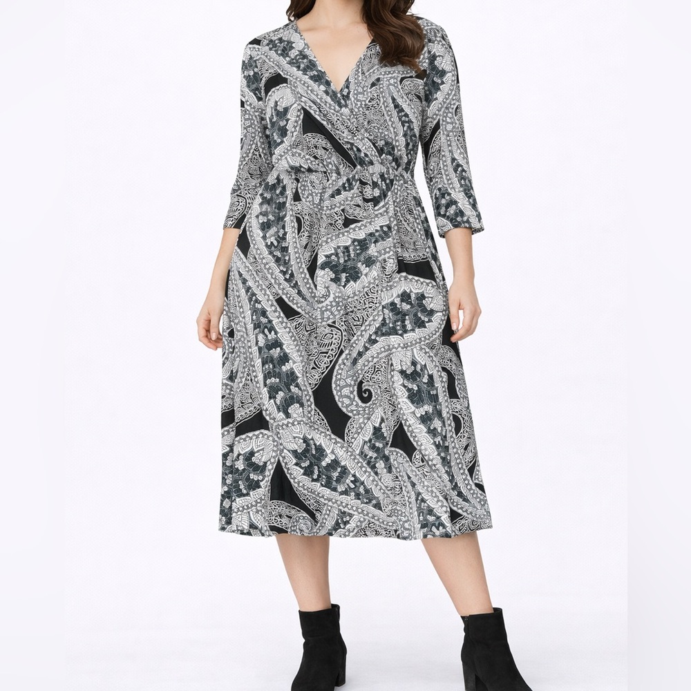 Women’s XL Paisley V-Neck Dress Black White Gray 3/4 Sleeve calf Length